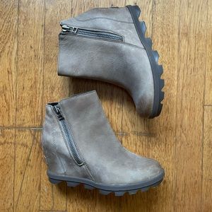Sorel, joan of arctic wedge in quarry, 6.5 US